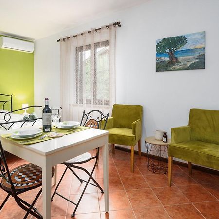Studio Apartment Vrsar Extérieur photo