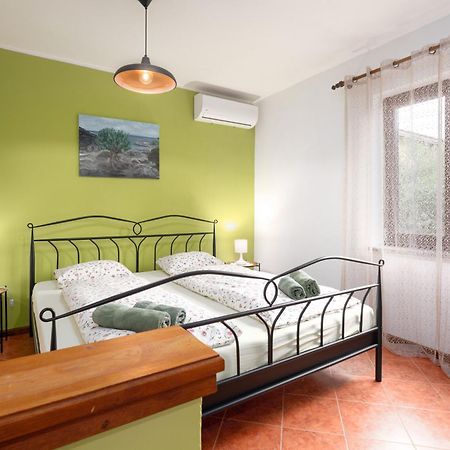 Studio Apartment Vrsar Extérieur photo